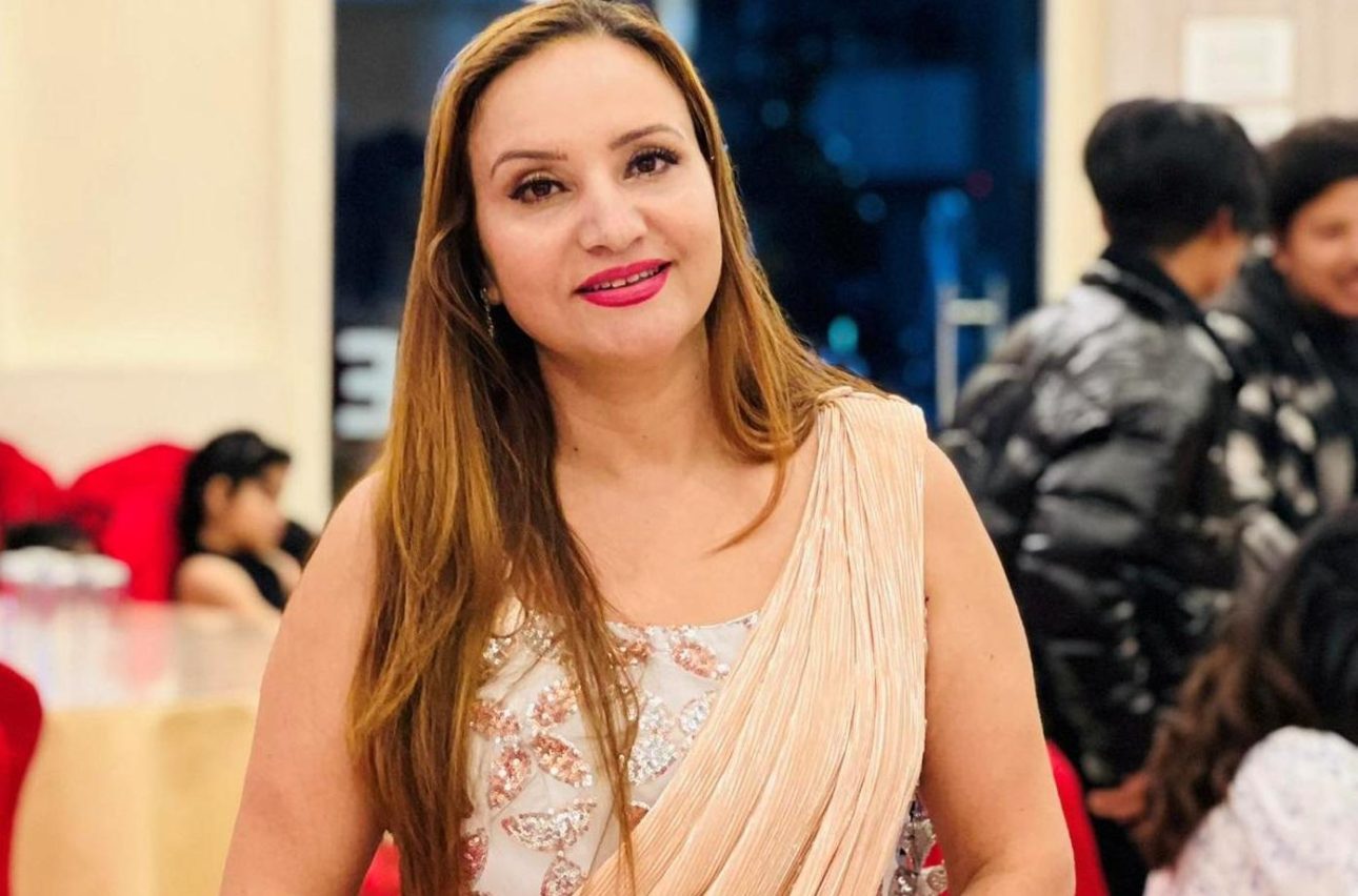 बिपना थापा ‘सुख दुःख’मा अनुबन्धित